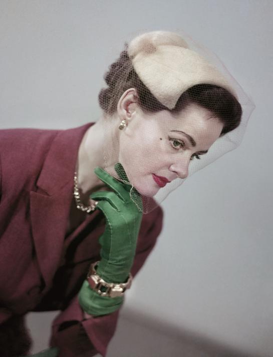 CLAIRE AHO © www.claireaho.com aho & soldan photo london paris photo colour photography hat glowes jewellery studio 1950 finland